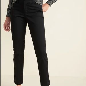 Mid-Rise Pixie Ankle Chinos